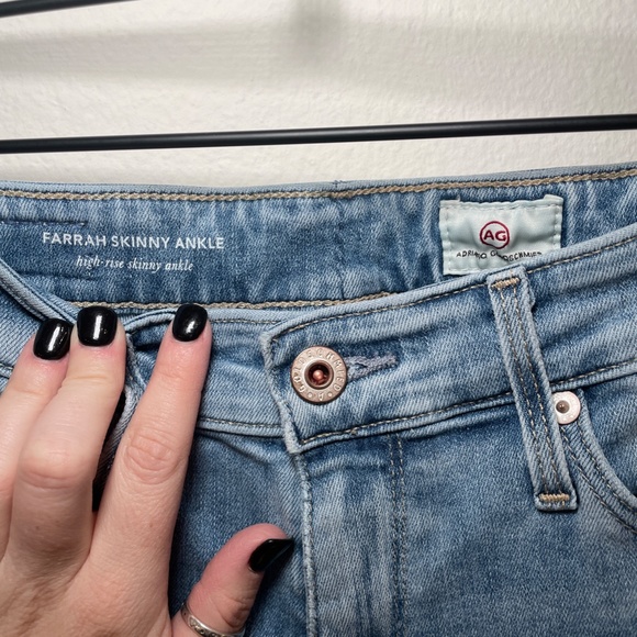 AG Jeans Women's Size 25 R Blue Light Wash Denim Farrah Skinny Ankle High Rise - Picture 3 of 4